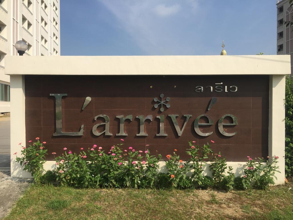 Larrivee Hotel Bangbo Kültér fotó