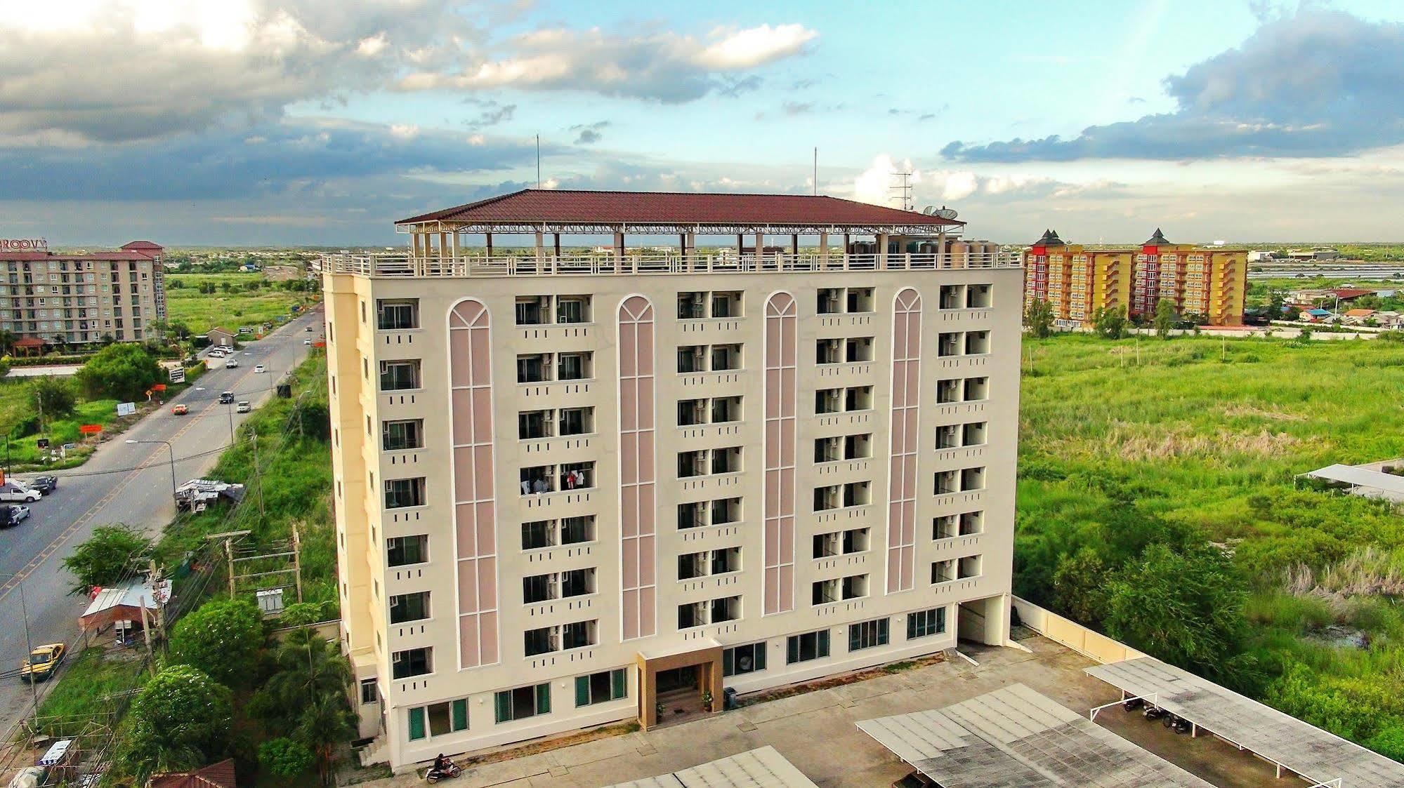 Larrivee Hotel Bangbo Kültér fotó