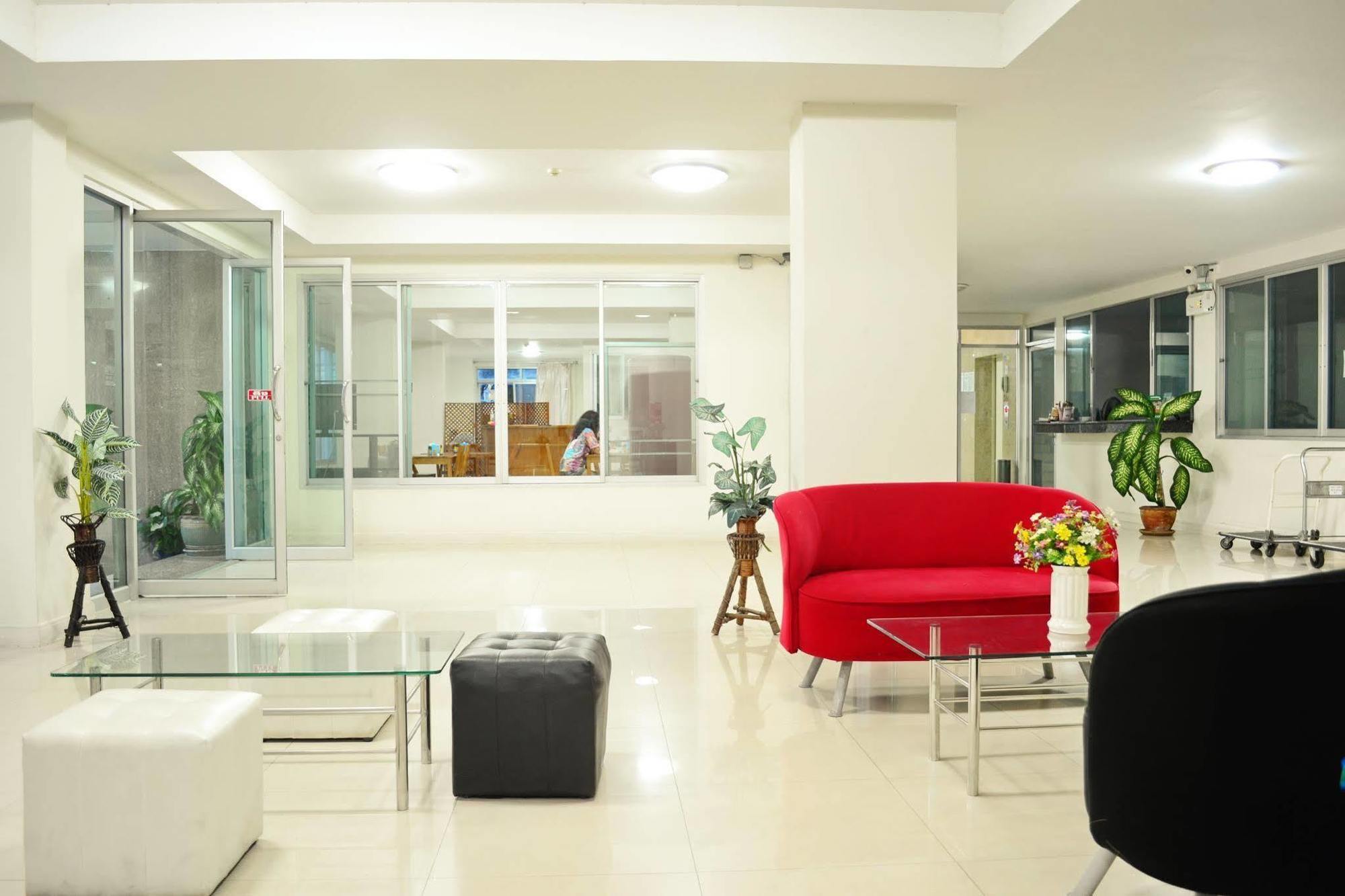 Larrivee Hotel Bangbo Kültér fotó