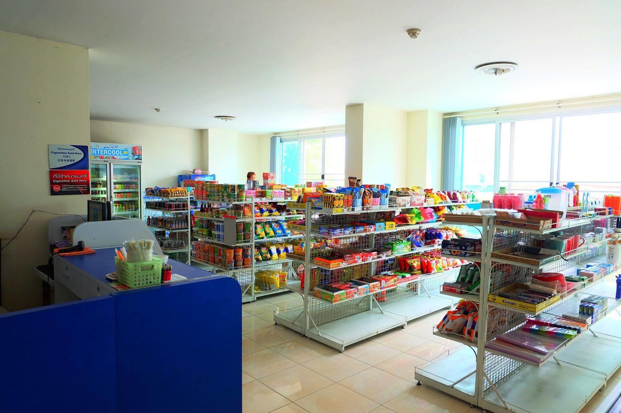 Larrivee Hotel Bangbo Kültér fotó