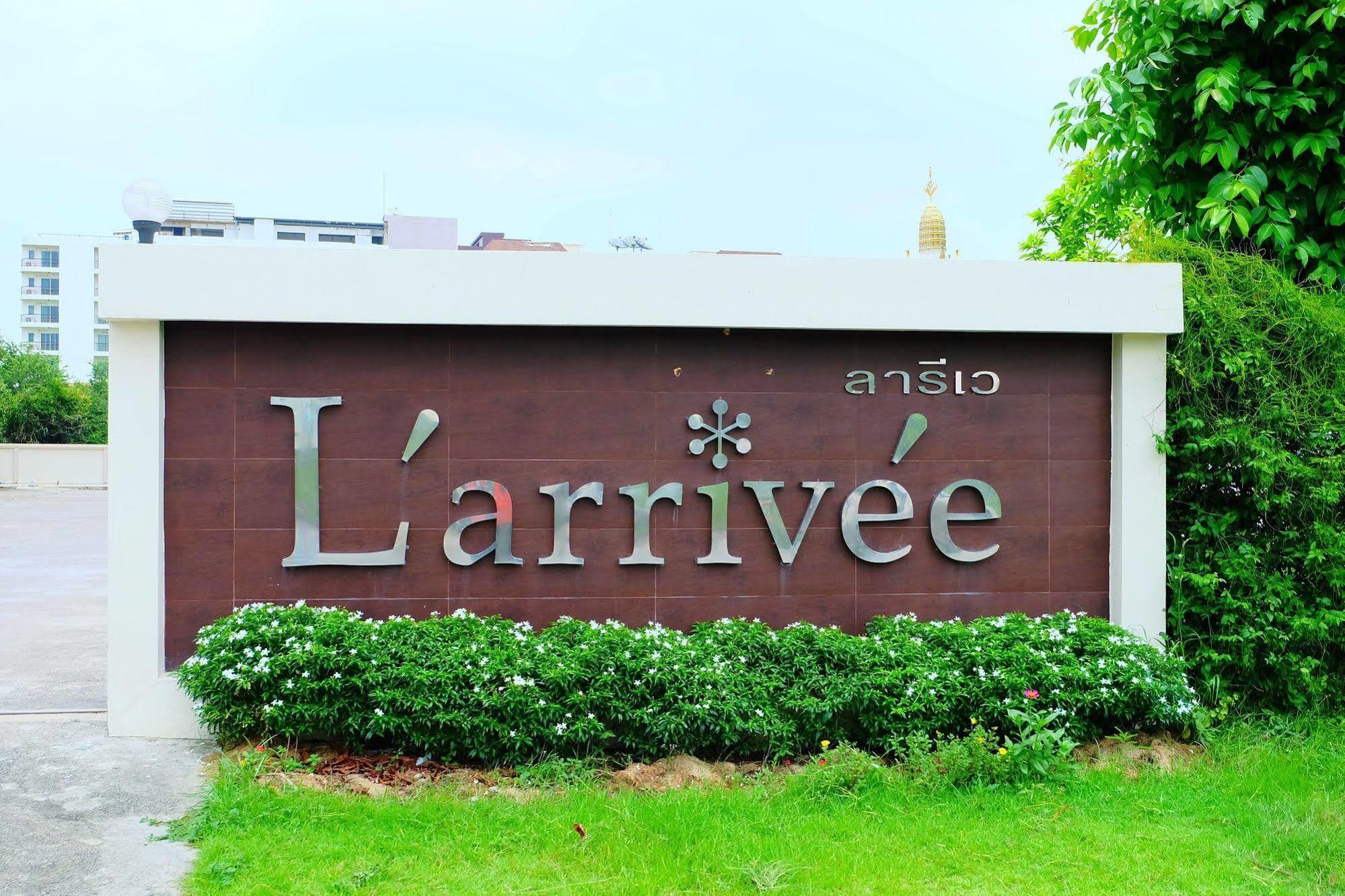 Larrivee Hotel Bangbo Kültér fotó